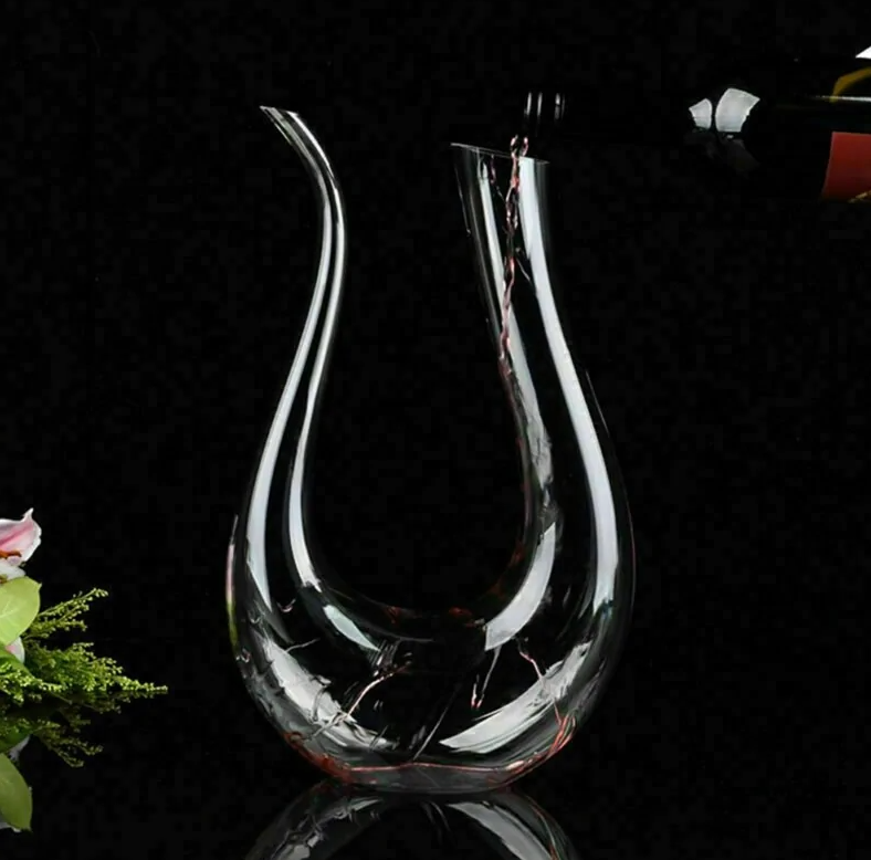 Elegant Crystal Wine Decanter Bottle
